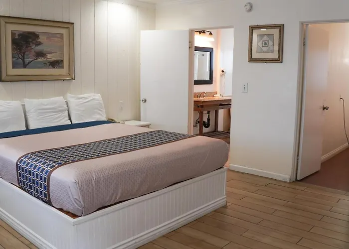 777 Motor Inn