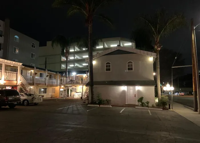 777 Motor Inn